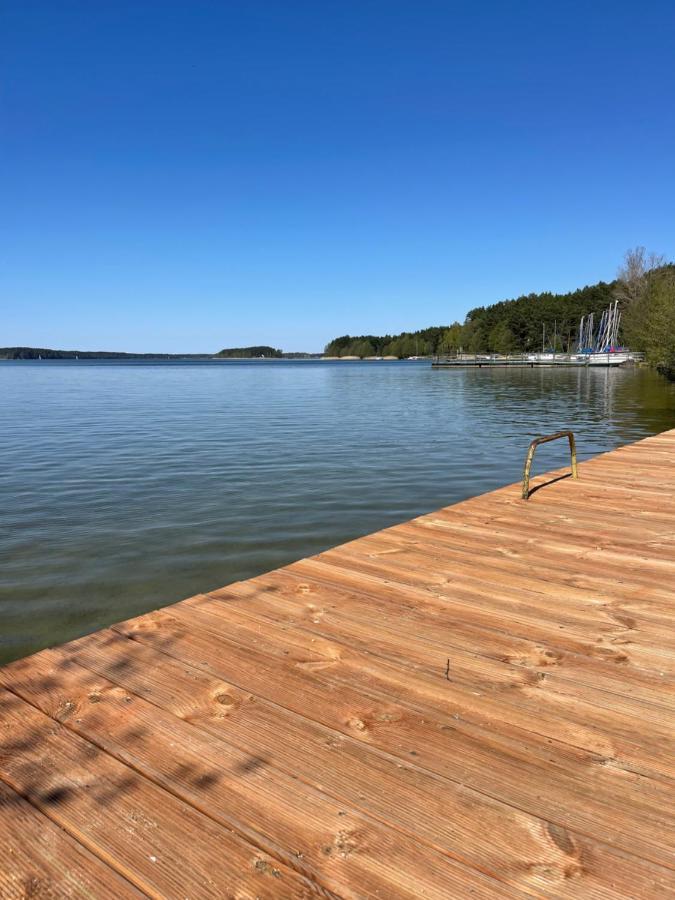 Вилла Schadzka W Dwunastce Z Widokiem Na Jezioro Борск Экстерьер фото